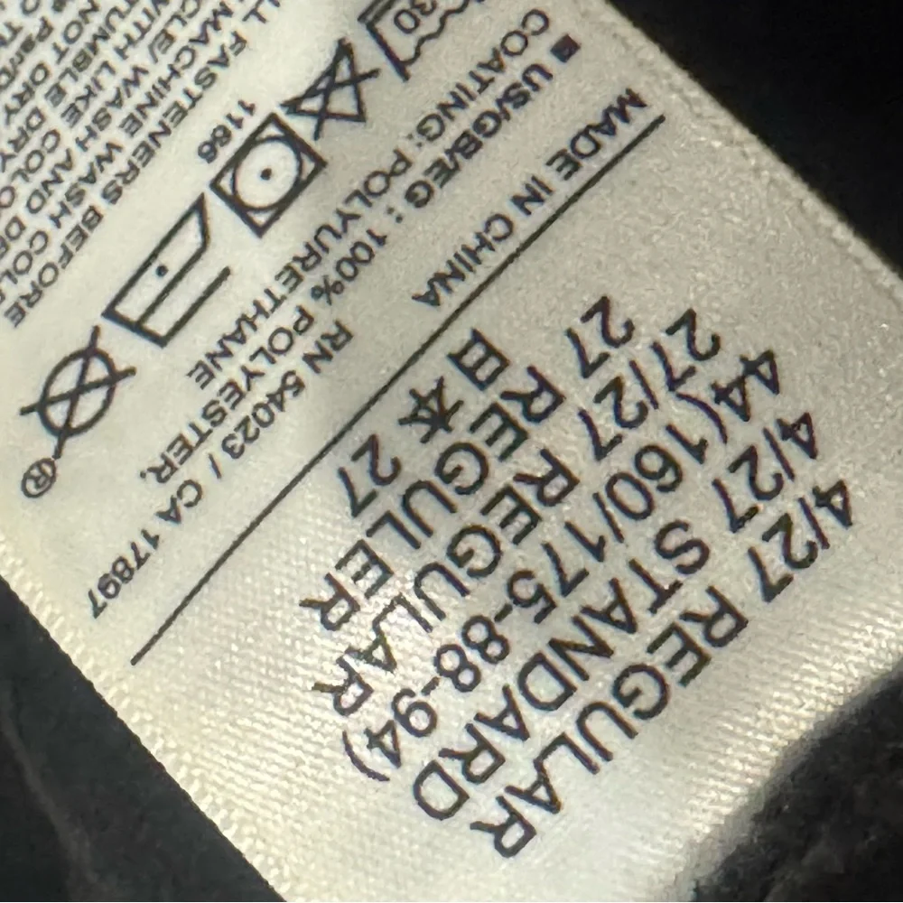 GAP Black High Rise Vintage Straight Faux Leather Jeans - Picture 6 of 7